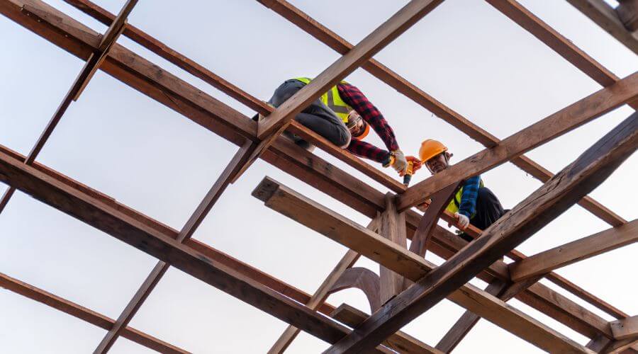 Professional gutter cleaning in Iva, SC